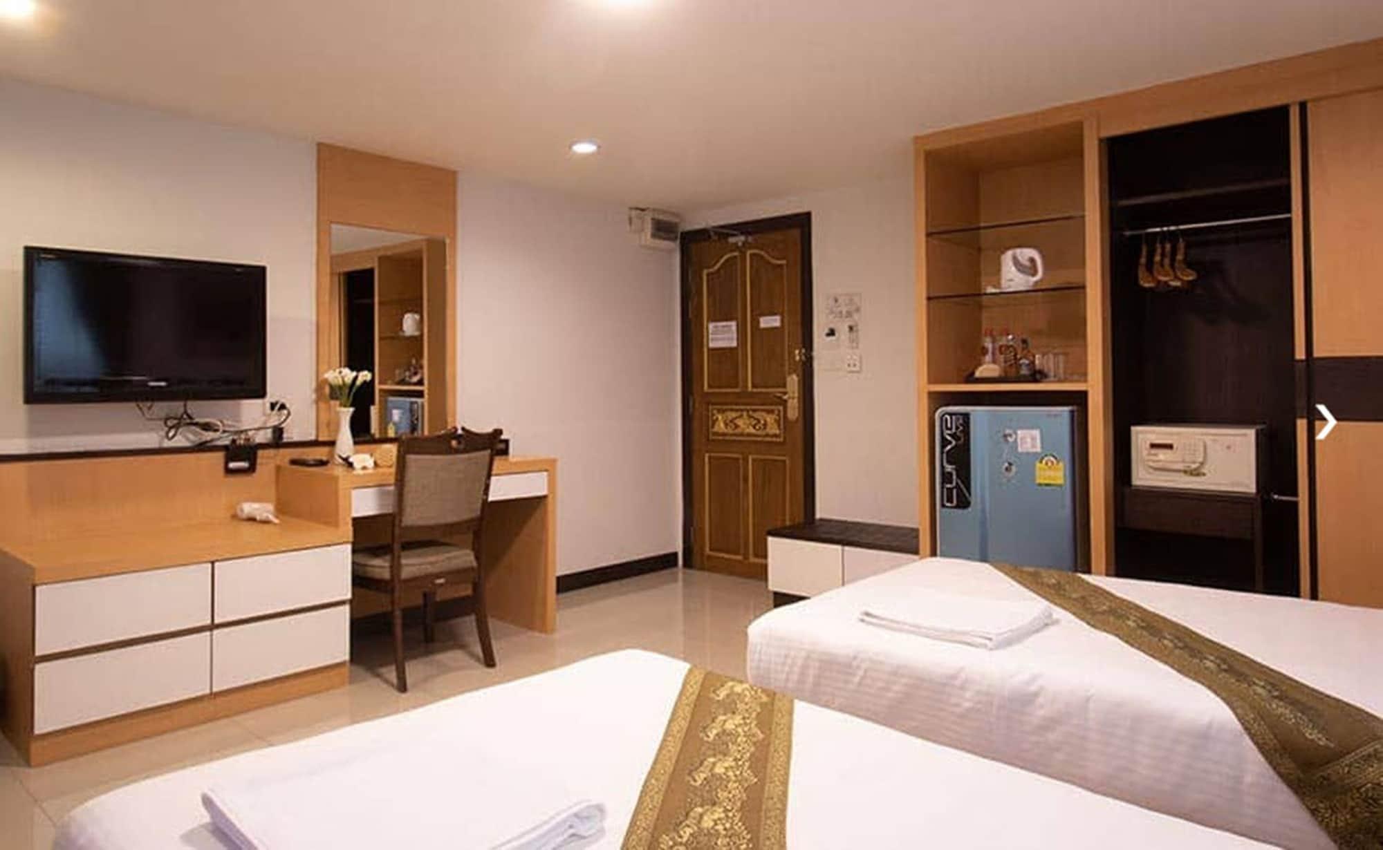 Gusto Pratunam Hotel Bangkok Exterior photo