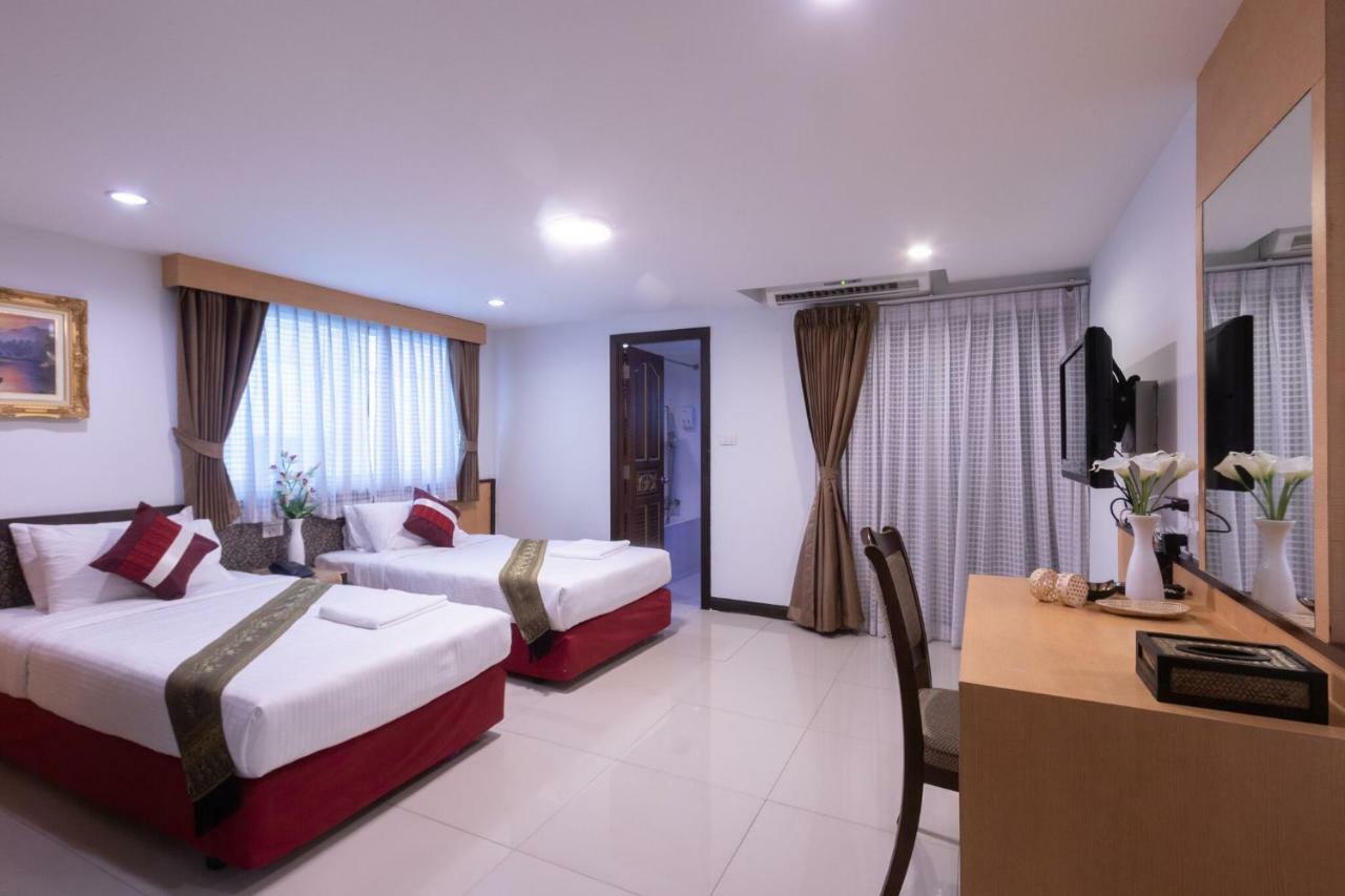 Gusto Pratunam Hotel Bangkok Exterior photo